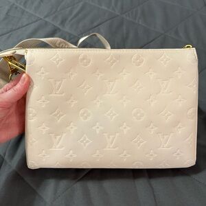 COUSSIN PM Crossbody